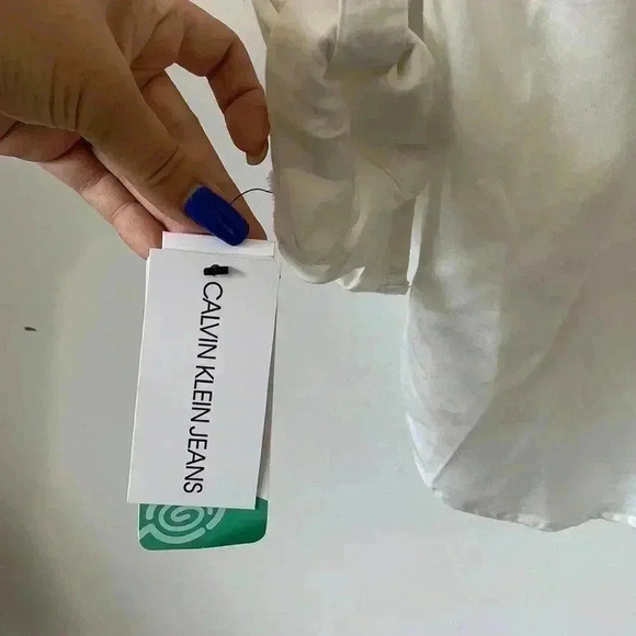 BNWT Calvin  Klein Jeans Tencel button down shirts size S - Picture 5 of 5